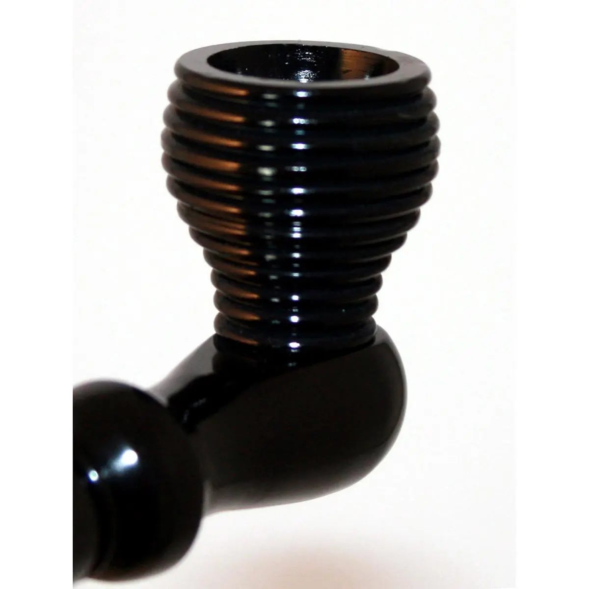 Pipe en alu anodisé avec sachet en velours - 12cm
